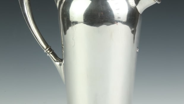 cocktail pitcher