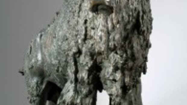 "Elk Buffalo" sculpture
