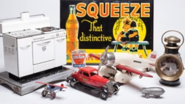 Cast iron toys and advertising