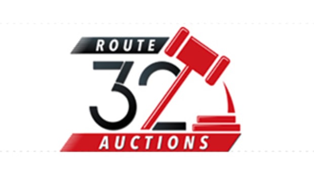 32-auctions-logo