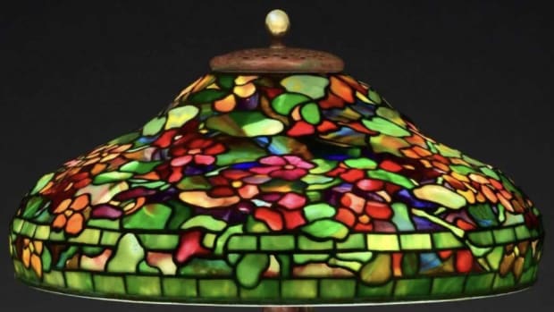 Tiffany Nasturtium table lamp shade