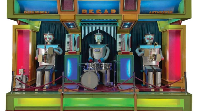 Robot Band Hits $350,550 High Note at Auction
