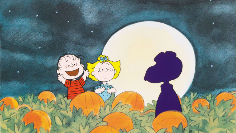 Collecting Charlie Brown and Peanuts Gang a Halloween Treat