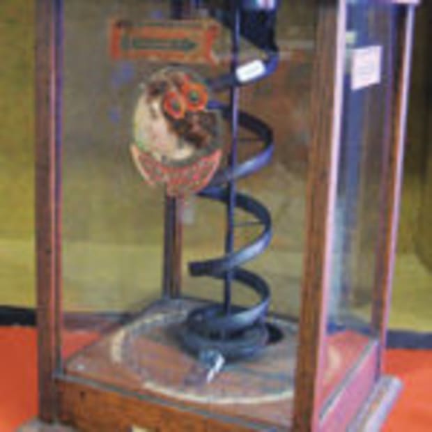 Chicagoland antique advertising slot machine & jukebox show