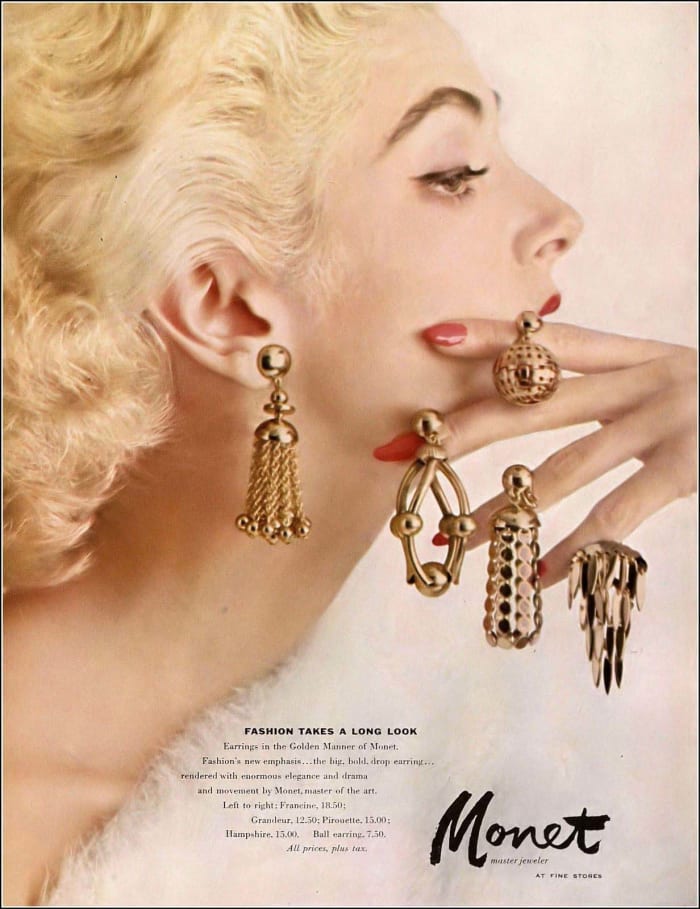Monet Jewelers advertisement in October 1954 issue of Harper's Bazaar.