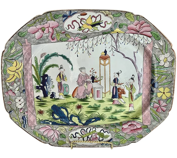 Leave your guests breathless with this large Chinese scroll platter from Mason’s Patent Ironstone China, circa 1815: $2,000.