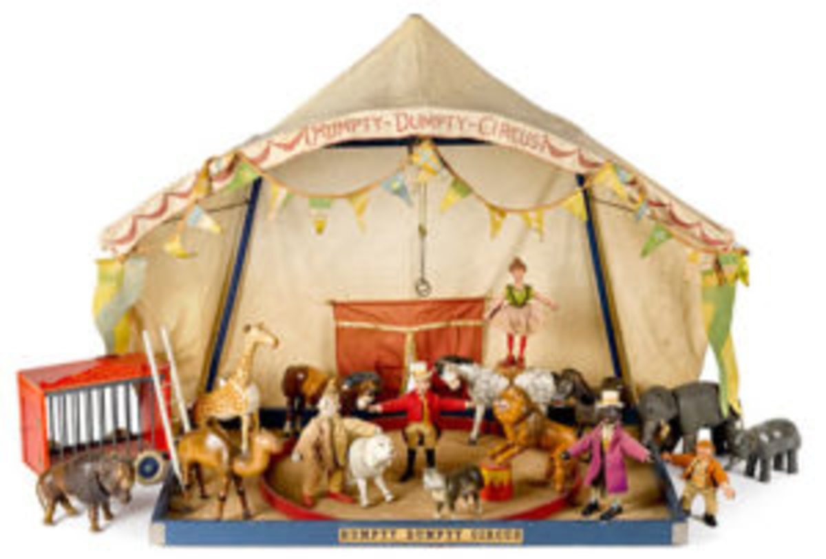 Schoenhut circus with people, tent, and animals. Courtesy of Pook & Pook / Noel Barrett Auctions