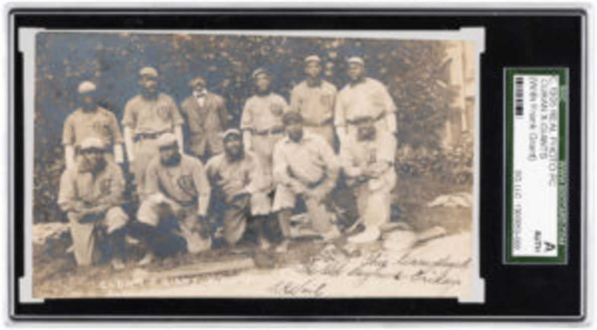 Team photo of 1905 Negro League Cuban X-Giants