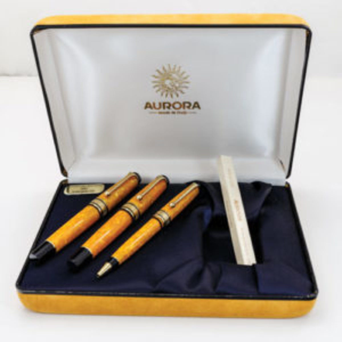 Aurora three-pen set
