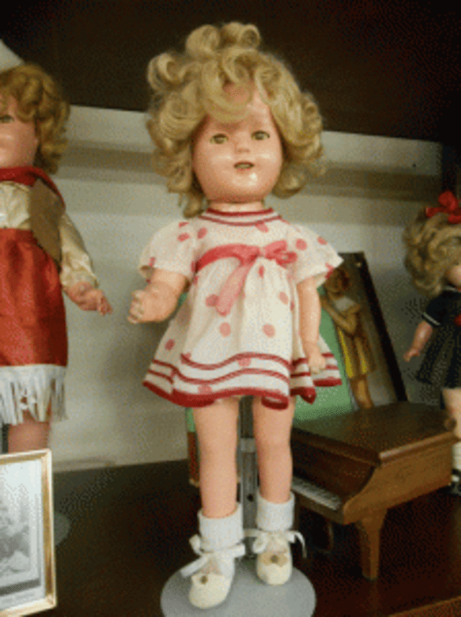 IDEAL Shirley Temple doll