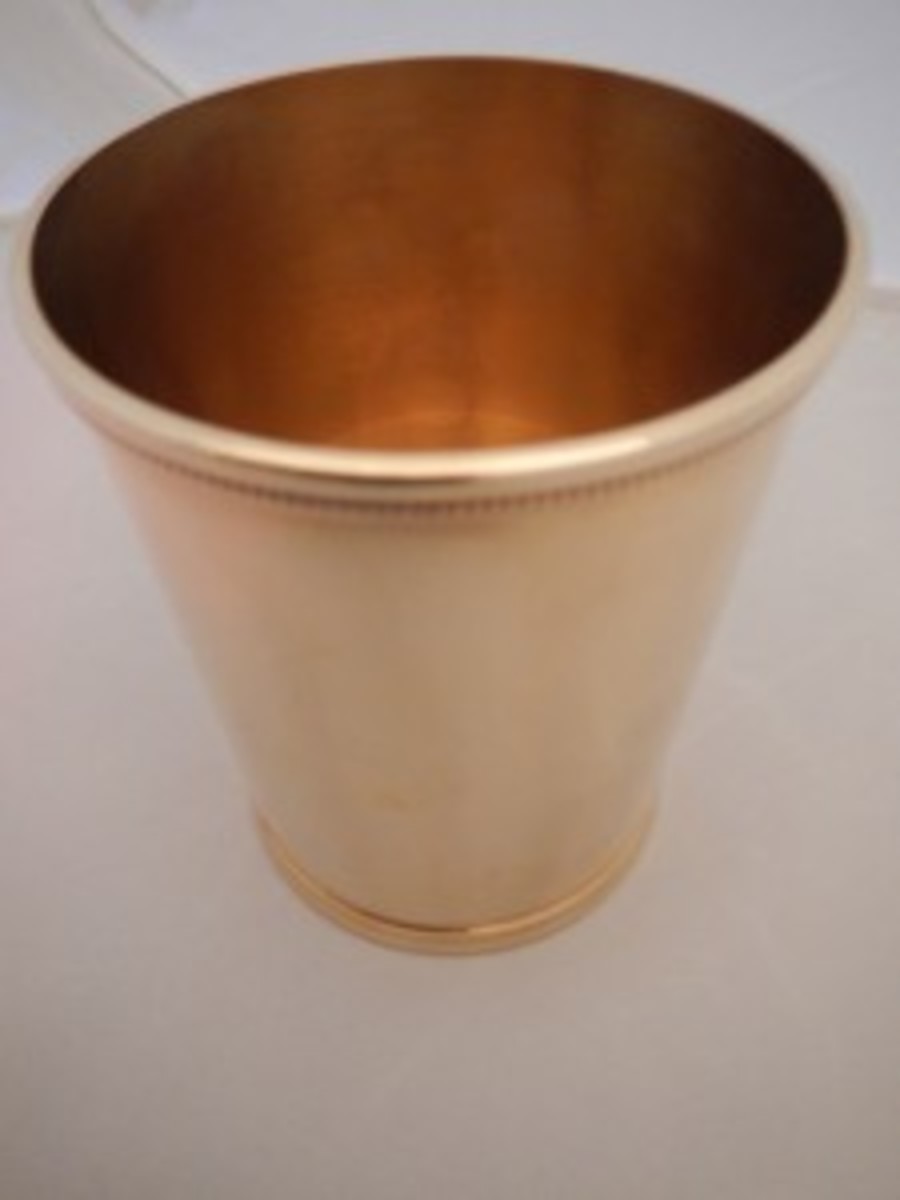 Derby-style cup