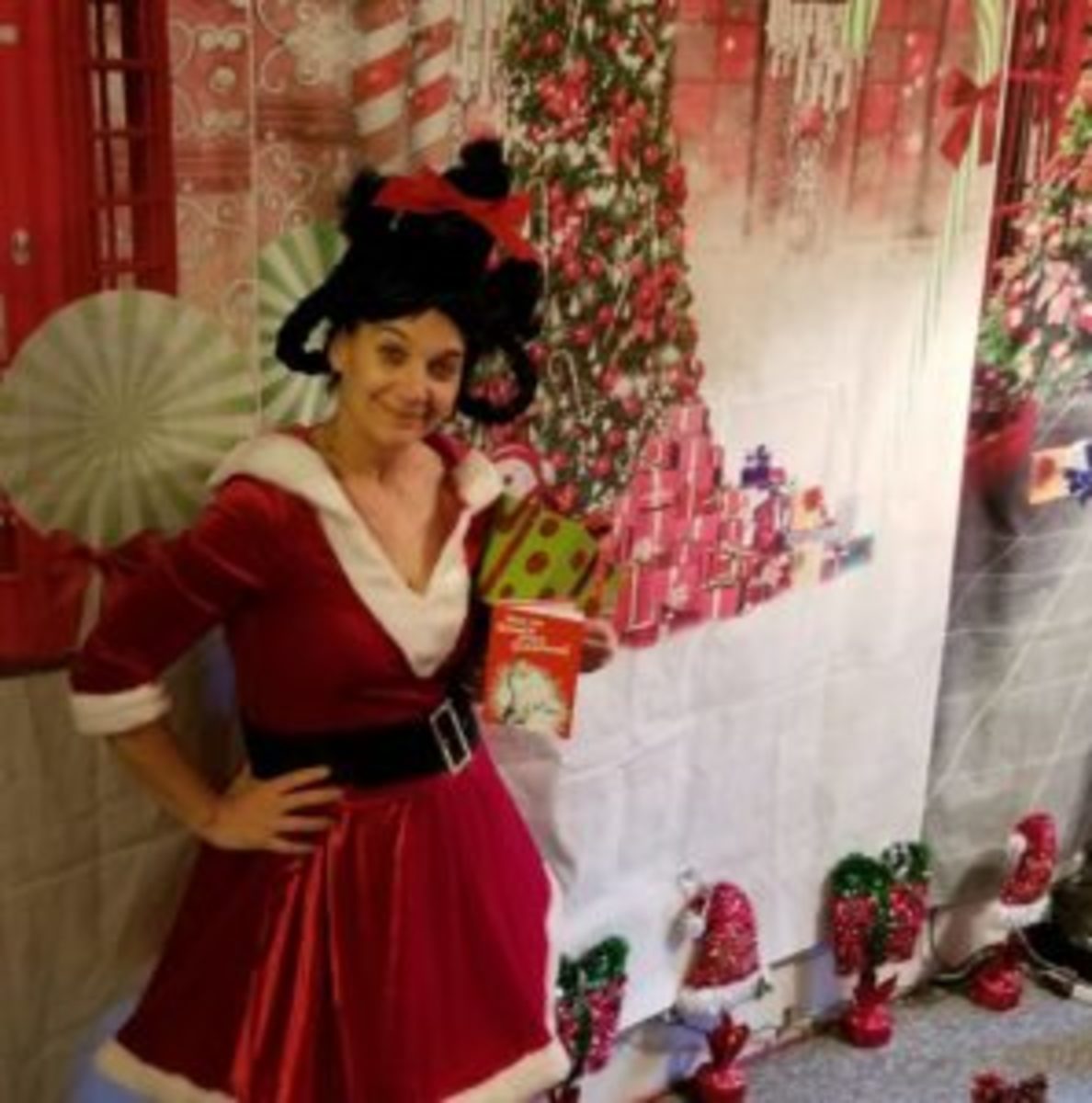  SherieLee Schnell dressed up as Little Cindy Lou Who when Marshmallow World’s theme was “A Whoville Christmas.”