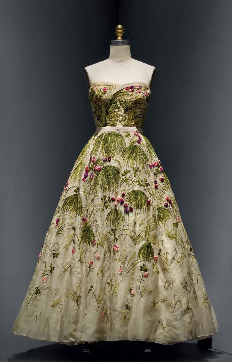 "May" ball gown by Christian Dior for spring/summer 1953.