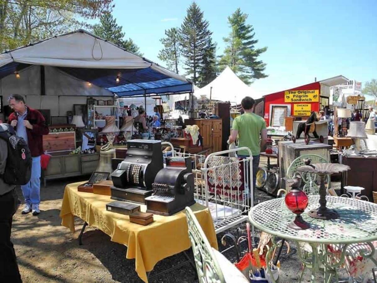 Featuring 5,000 dealers, Brimfield Antique Flea Markets is believed to be the most popular and largest such event in the U.S.