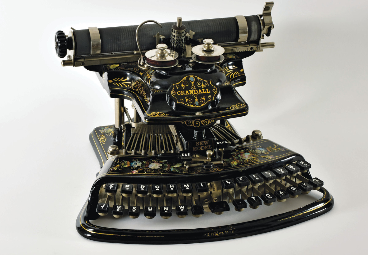 Typewriters Low Tech Passion In A High Tech World Antique Trader