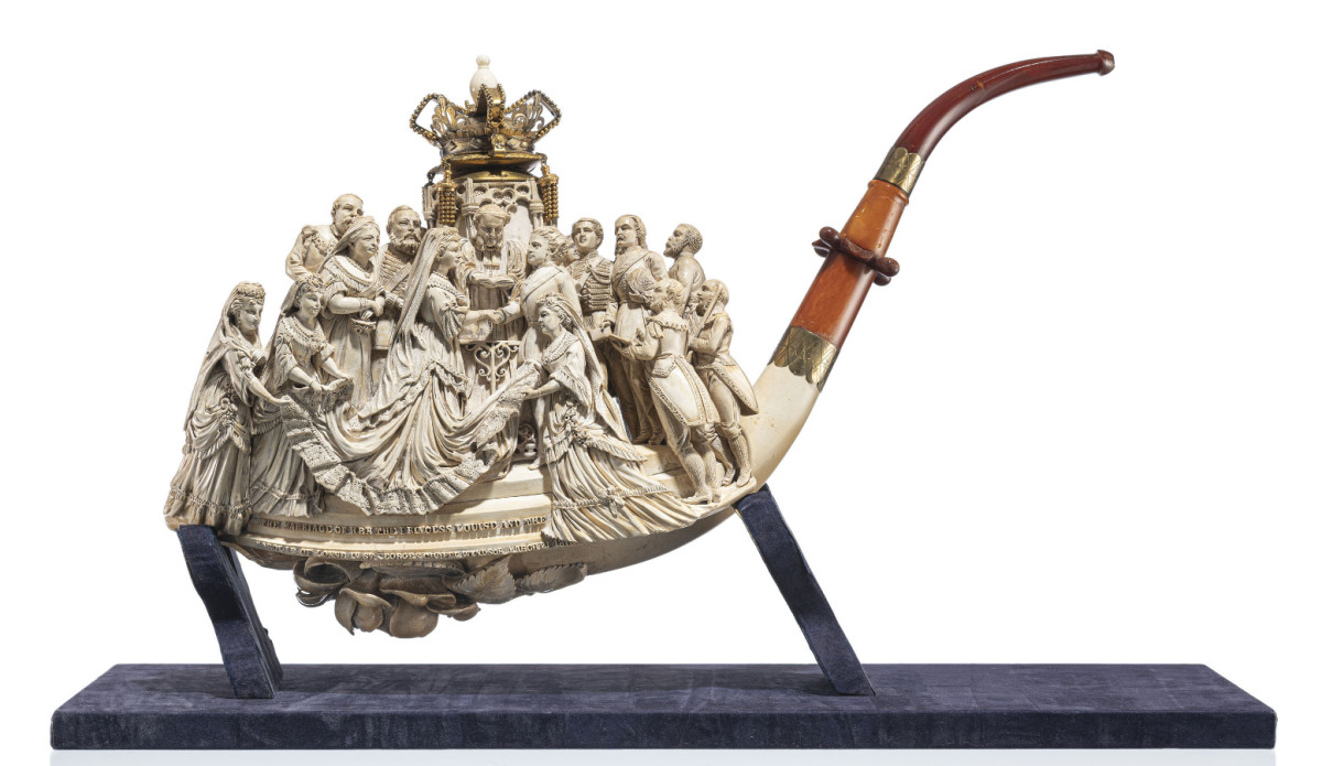 This meerschaum pipe depicts the marriage of Princess Louise in 1871 to the Marquis of Lorne in Saint George’s chapel, Windsor, England, surrounded by the Royal family and court members. Attributed to Joseph Krammer, Vienna, c. 1875.