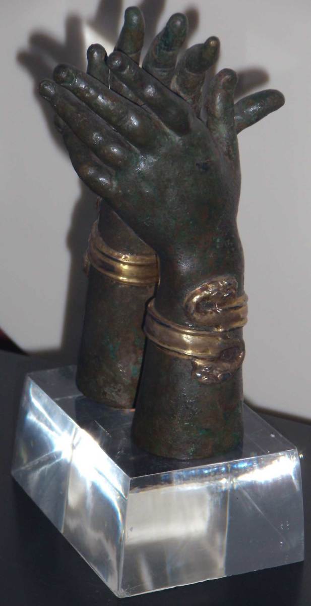 'Bronze Hands' nutcracker