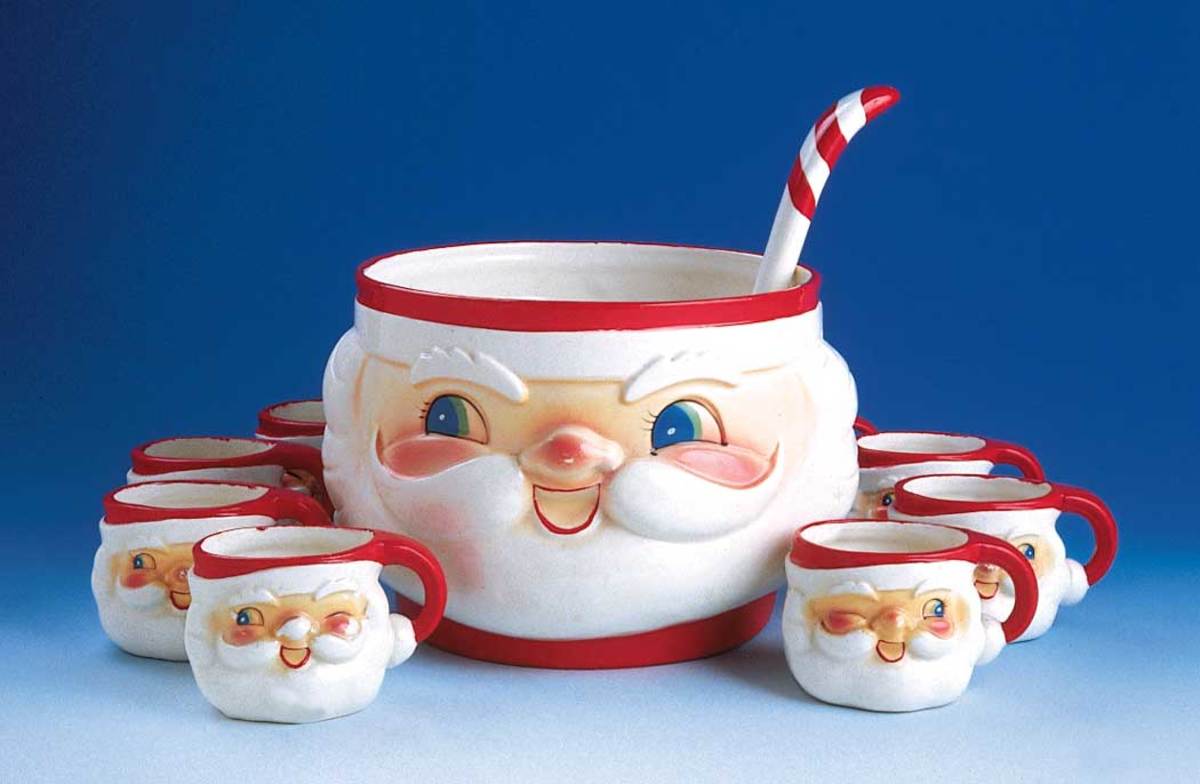 Holt-Howard Winking Santa Punch Bowl Set