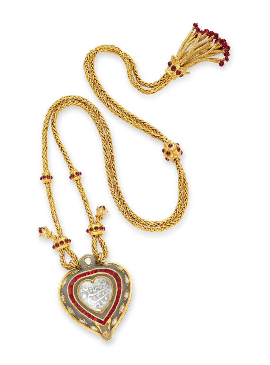 The Taj Mahal Indian diamond-and-jade pendant necklace on a ruby-and-gold chain by Cartier. This sold for $8.8 million.