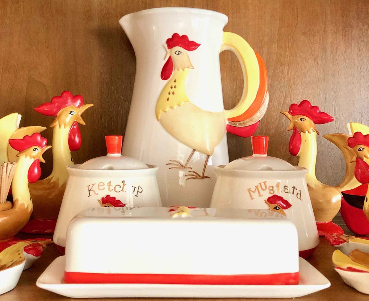 Holt-Howard ceramic roosters