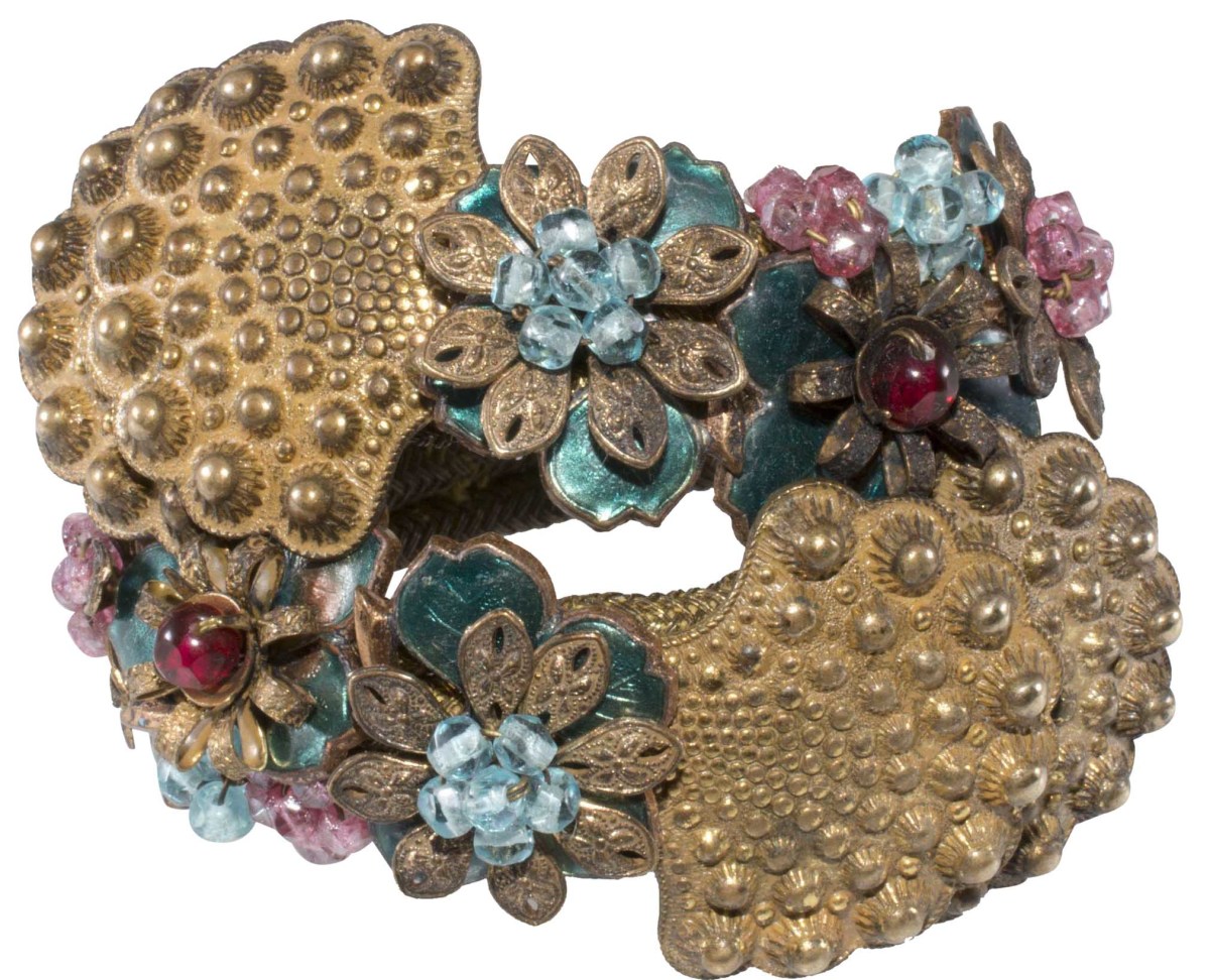 An unmarked costume jewelry bracelet identified as Miriam Haskell.