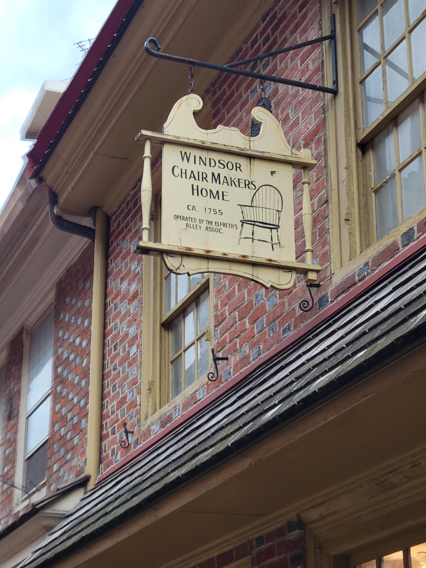 Friday Favorite Flea Find: October 31, 2025