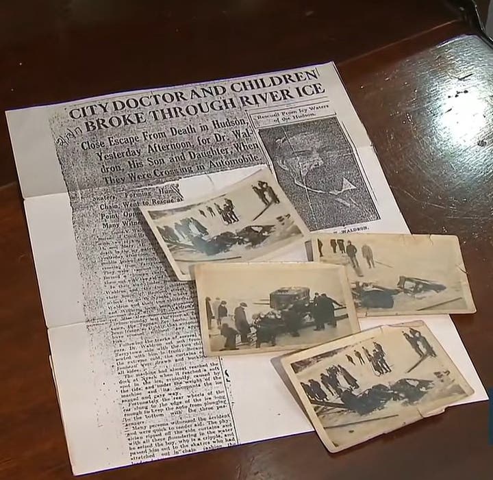 Antique Desk’s Secrets Revealed in St. Louis Store