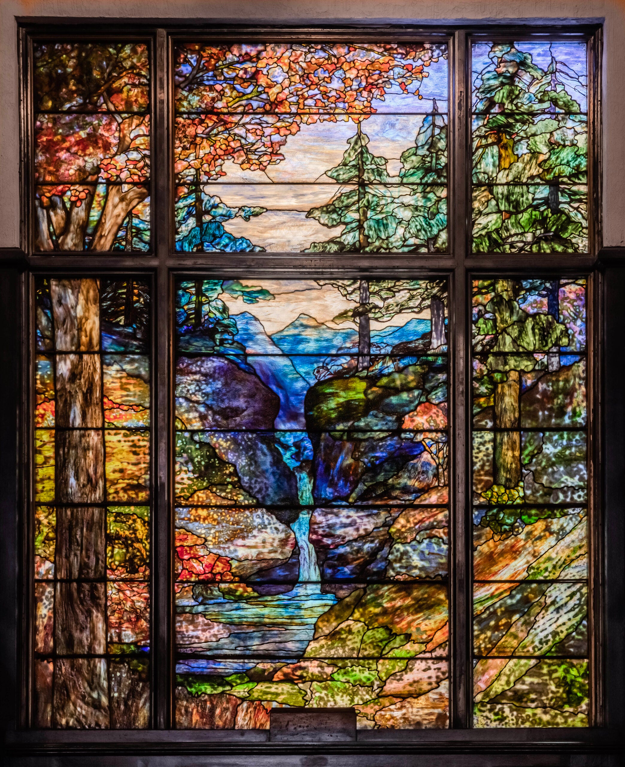 Crystal Bridges Museum of American Art Installs Historic Tiffany