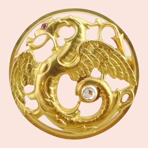 antique-19th-century-18k-gold-griffin-pic-1-322x2-202020-00000000-fae6de.jpg