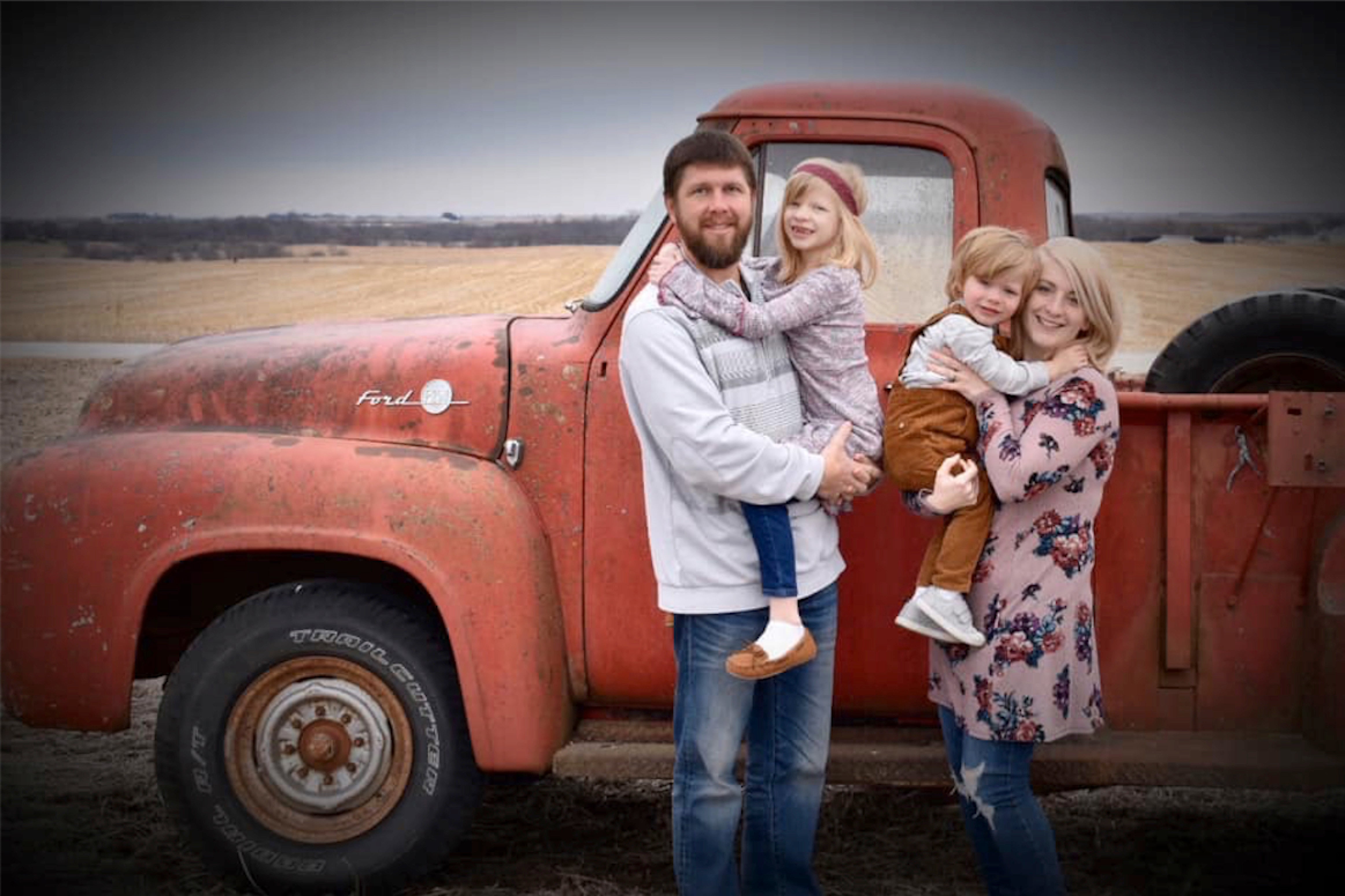 wholefamily.jpg