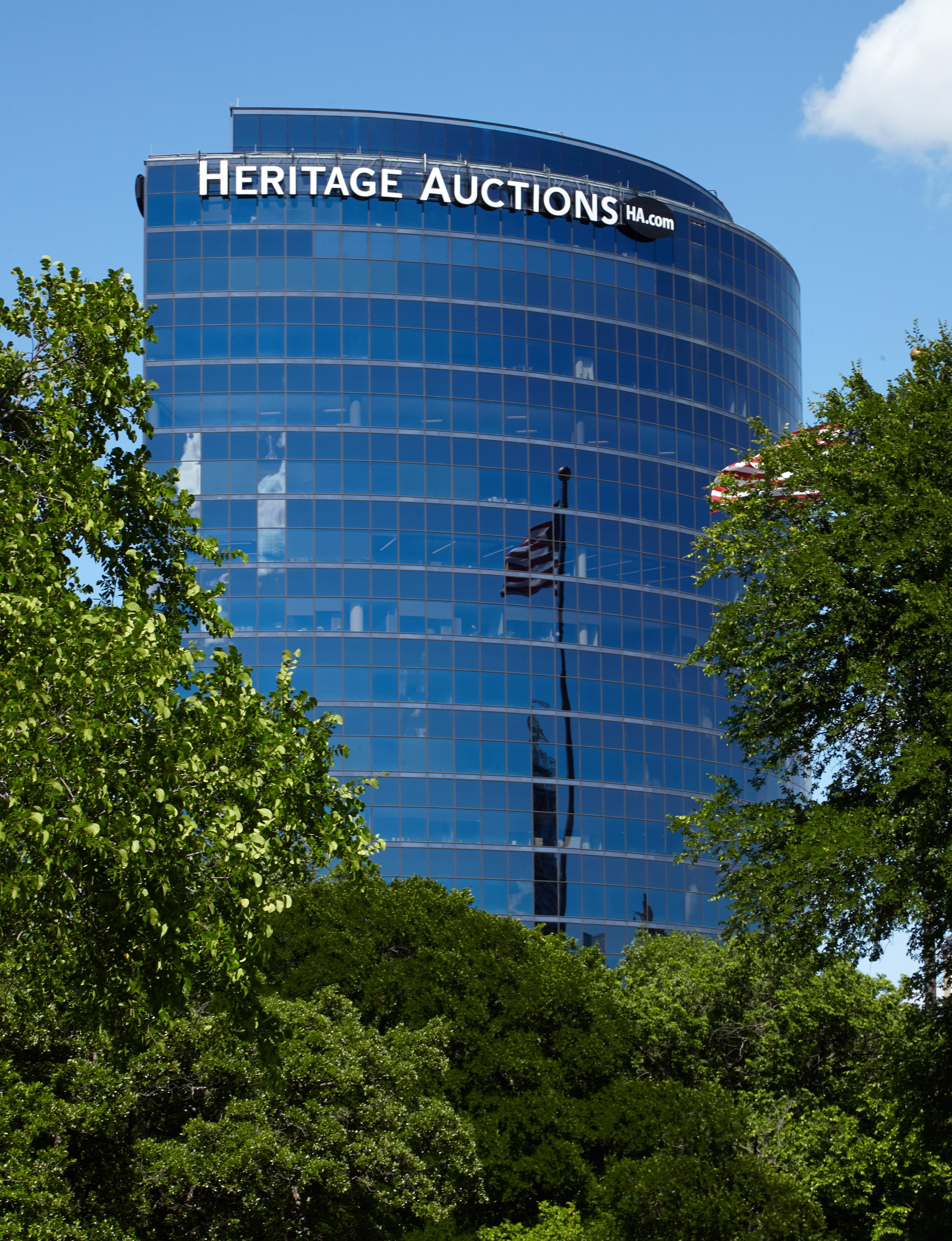 heritage_auctions_building_in_dallas.jpg