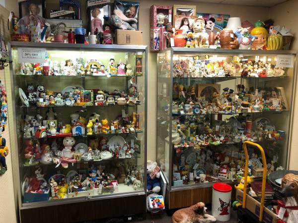 starcenterantiquemall.jpg