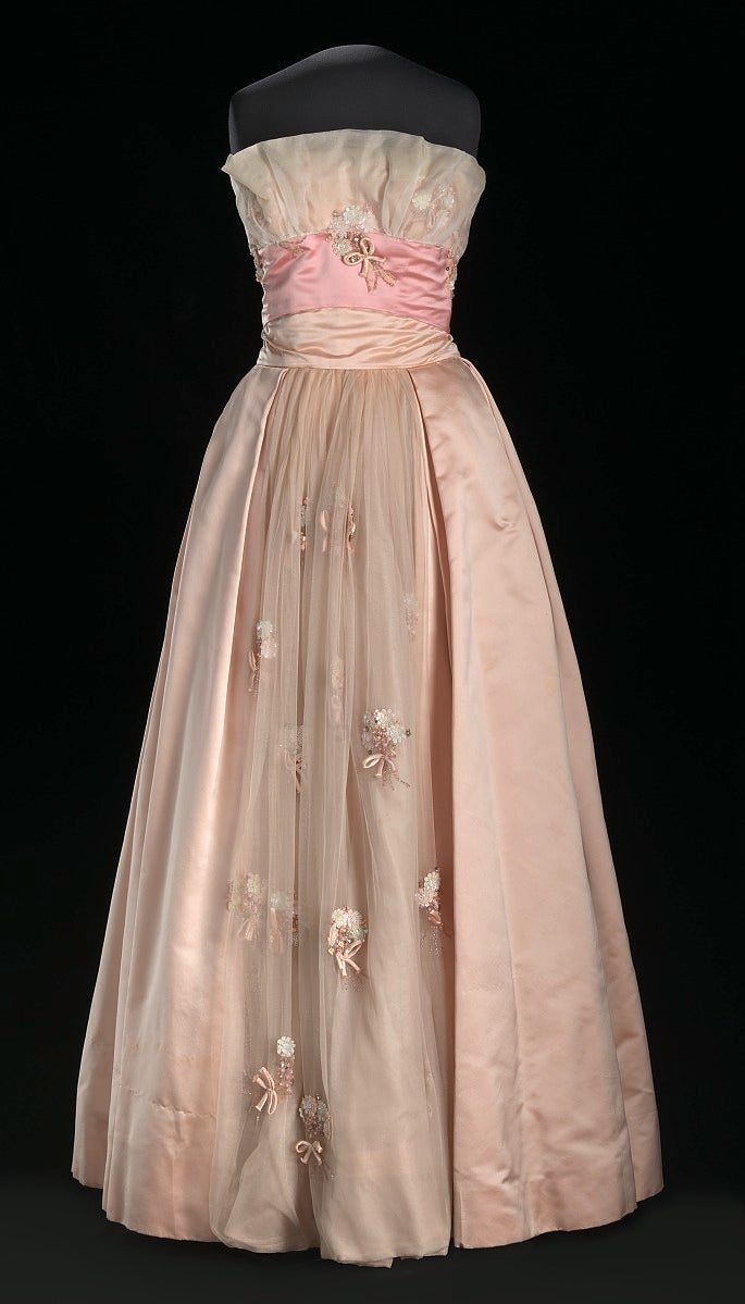 anndress4a.jpg