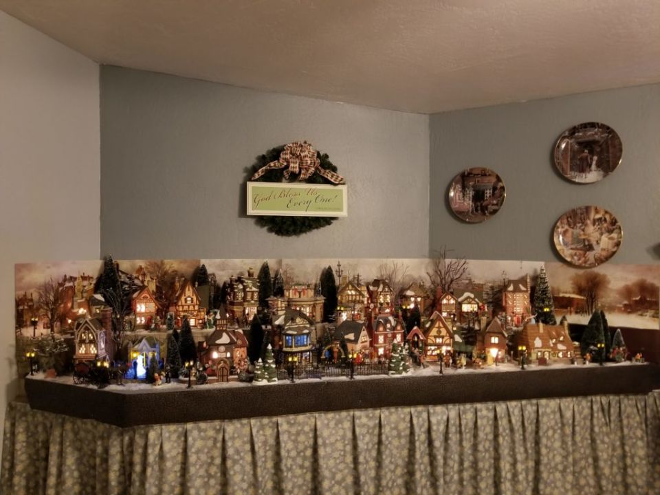department56christmascarol.jpg