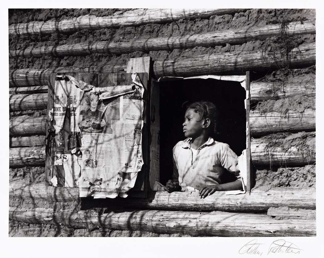 arthur-rothstein-girl-at-gees-bend.jpg