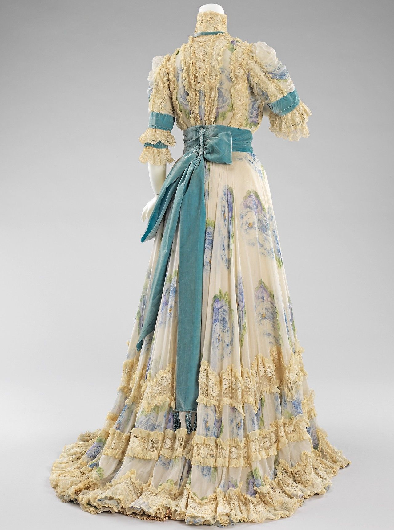 springjacques1900-03back.jpg