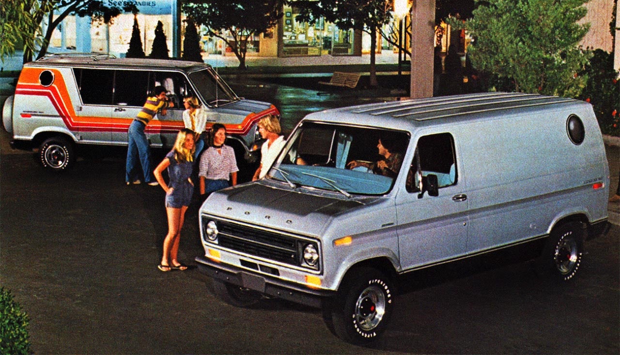 ford-econoline-cruising-van2.jpg