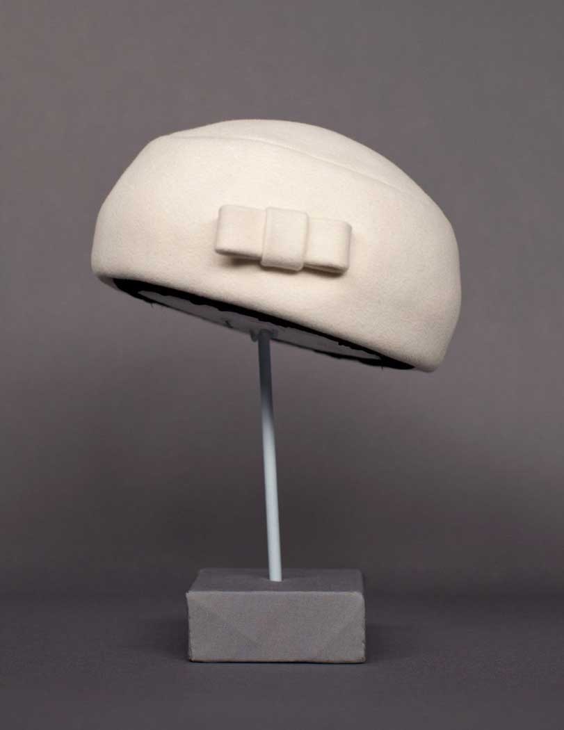 jackiefashions-pillboxhat_full-sizeweb.jpg