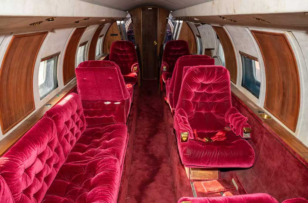 elvis-jet-interior-web.jpg