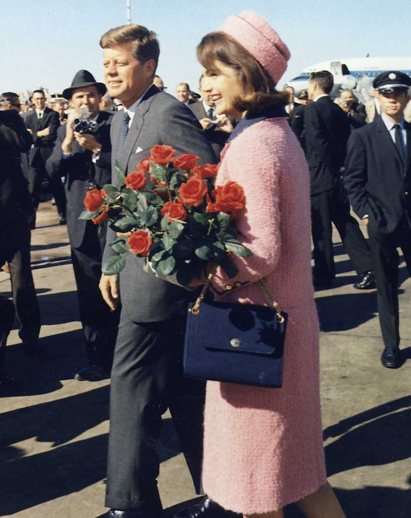 jackiekennedypinksuit2web.jpg