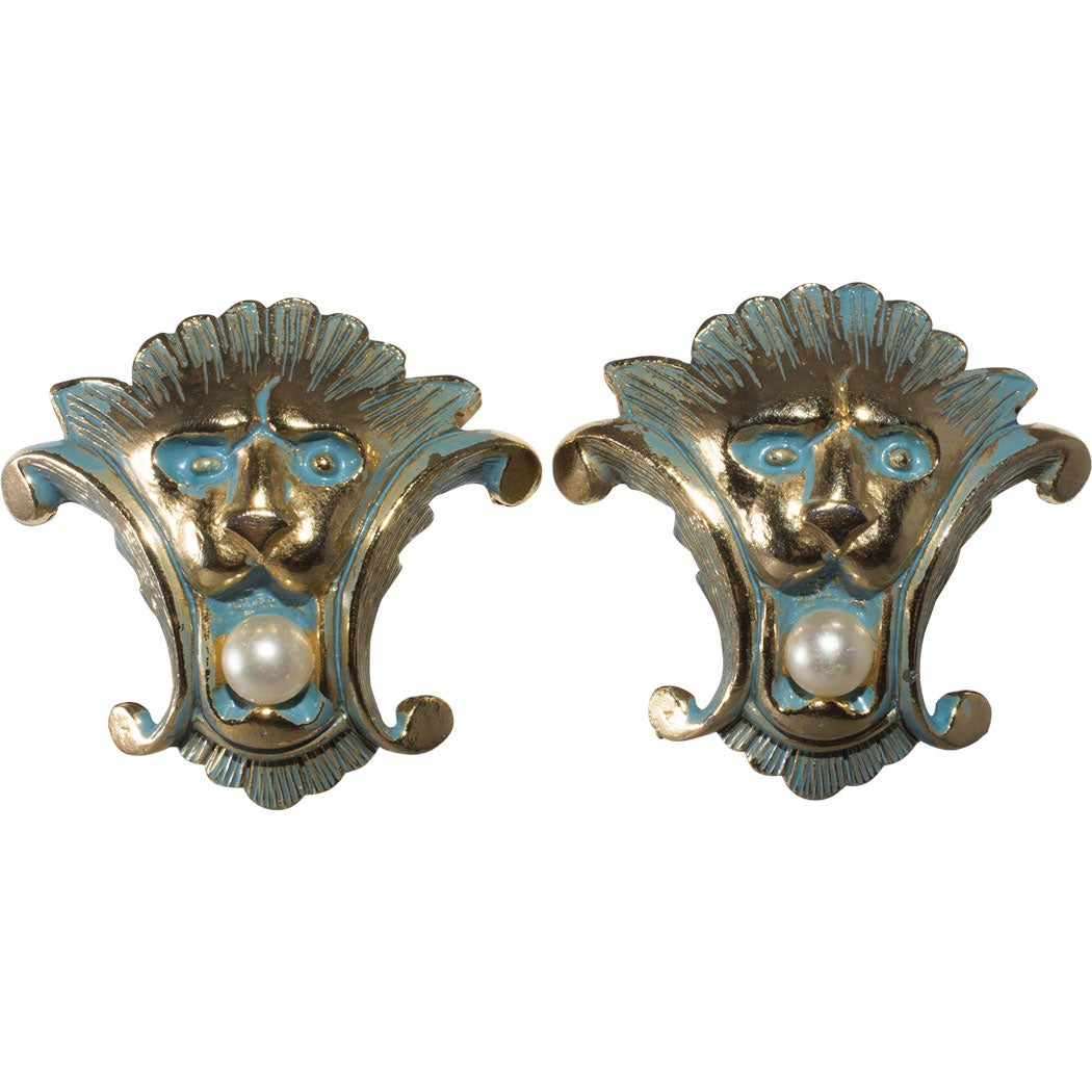 4jomazlionearrings.jpg