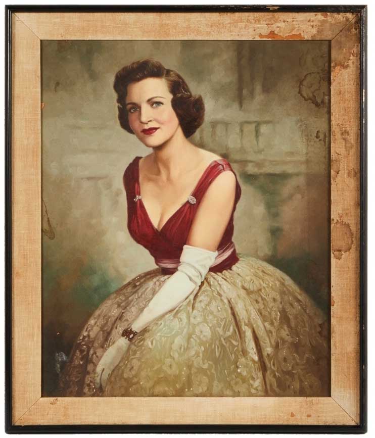 betty-white-portraitweb.jpg