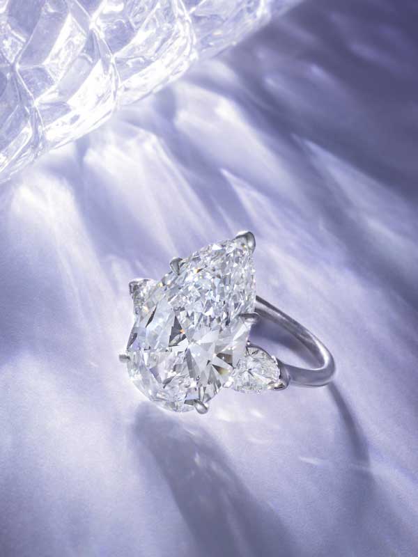 harry-winston-diamond-ring_web.jpg