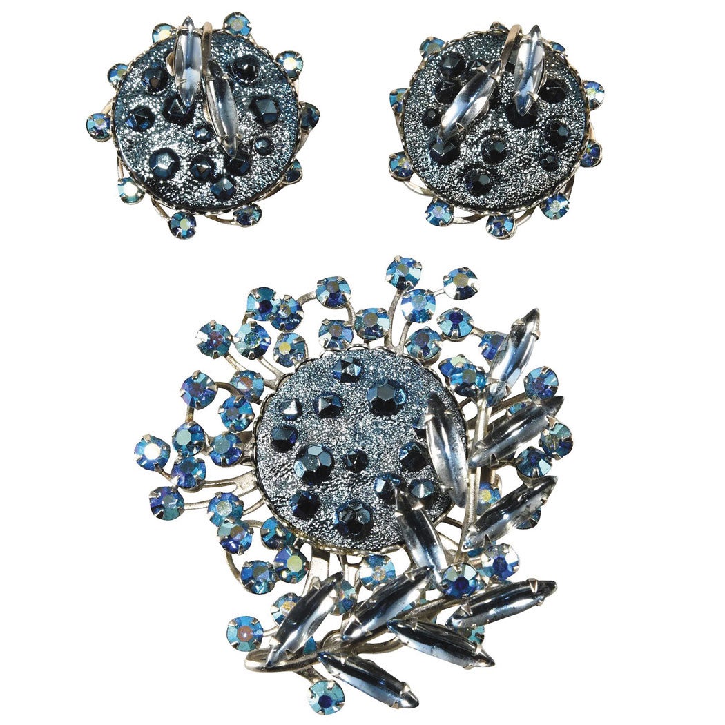 5judy-lee-blue-rhinestone-brooch-earrings-full-1-720x2_1010-65-f_c.jpg