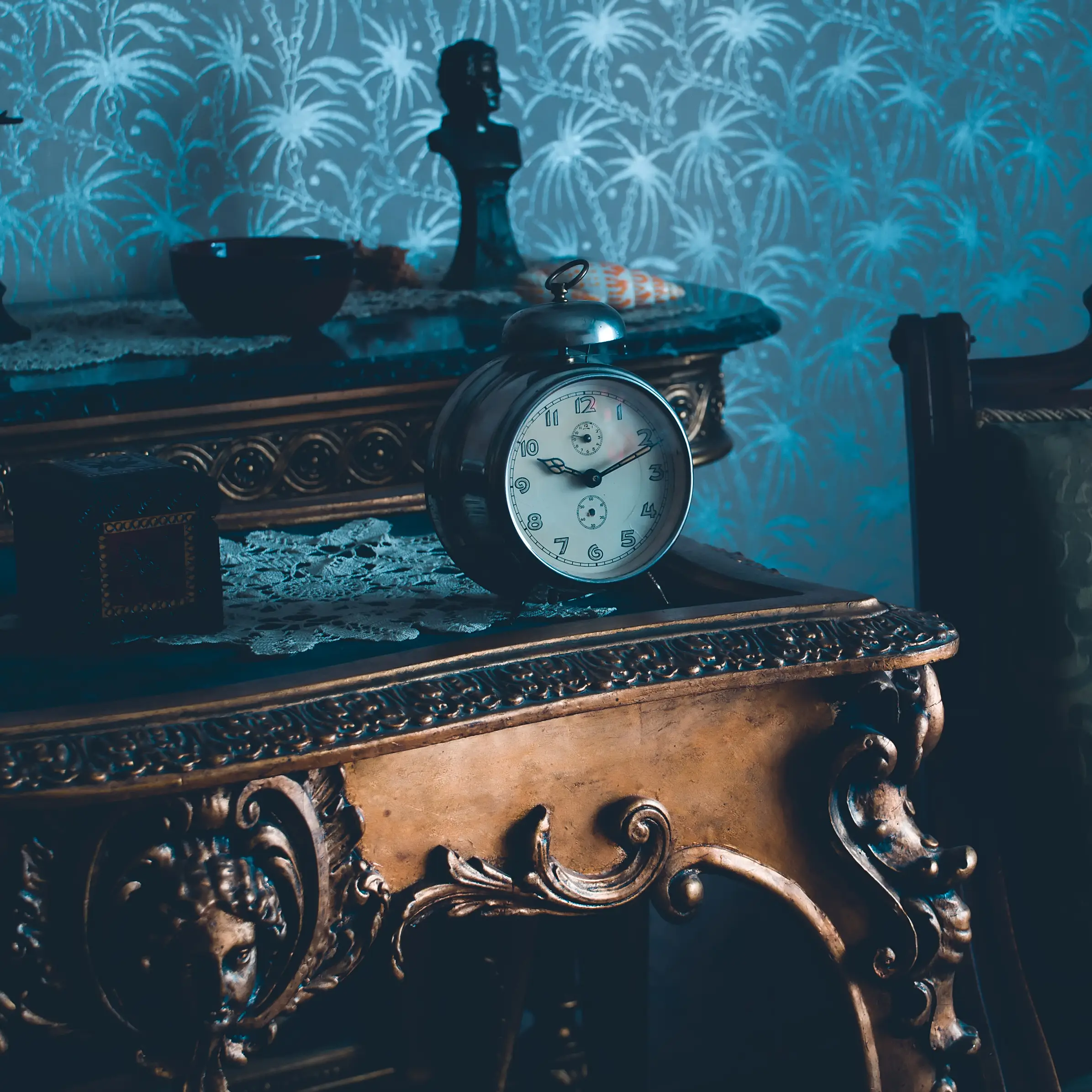 How To Identify Antique Furniture Styles - Antique Trader, image size:2391x2391