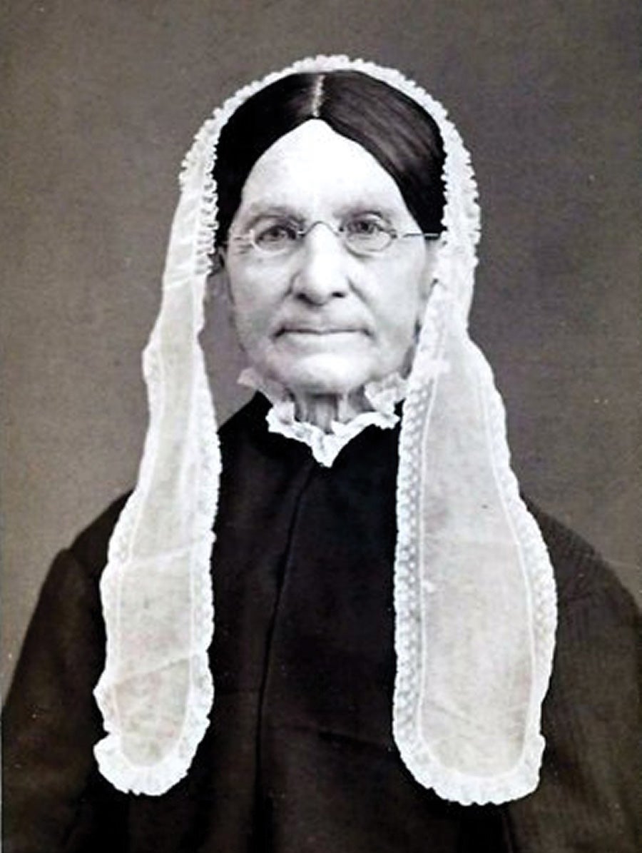 007-house-cap-lappets-mary-van-saun-large.jpg