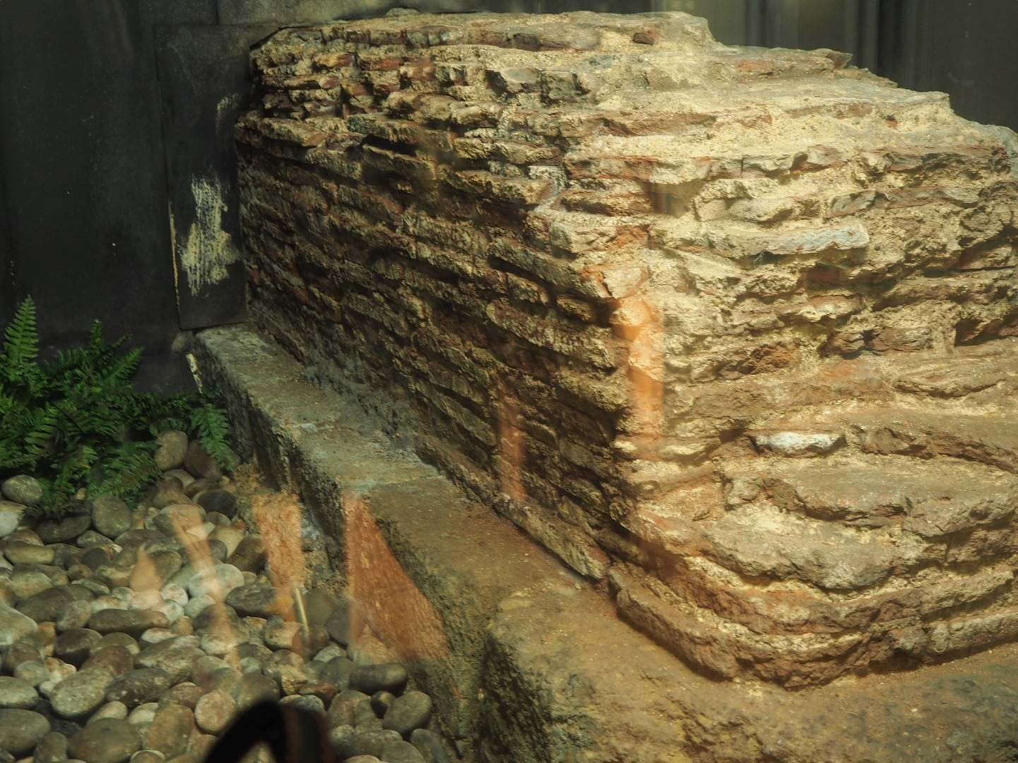 roman-ruins-under-leadenhall.jpg