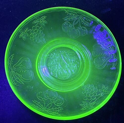 hazel-atlas-uranium-glass.jpg