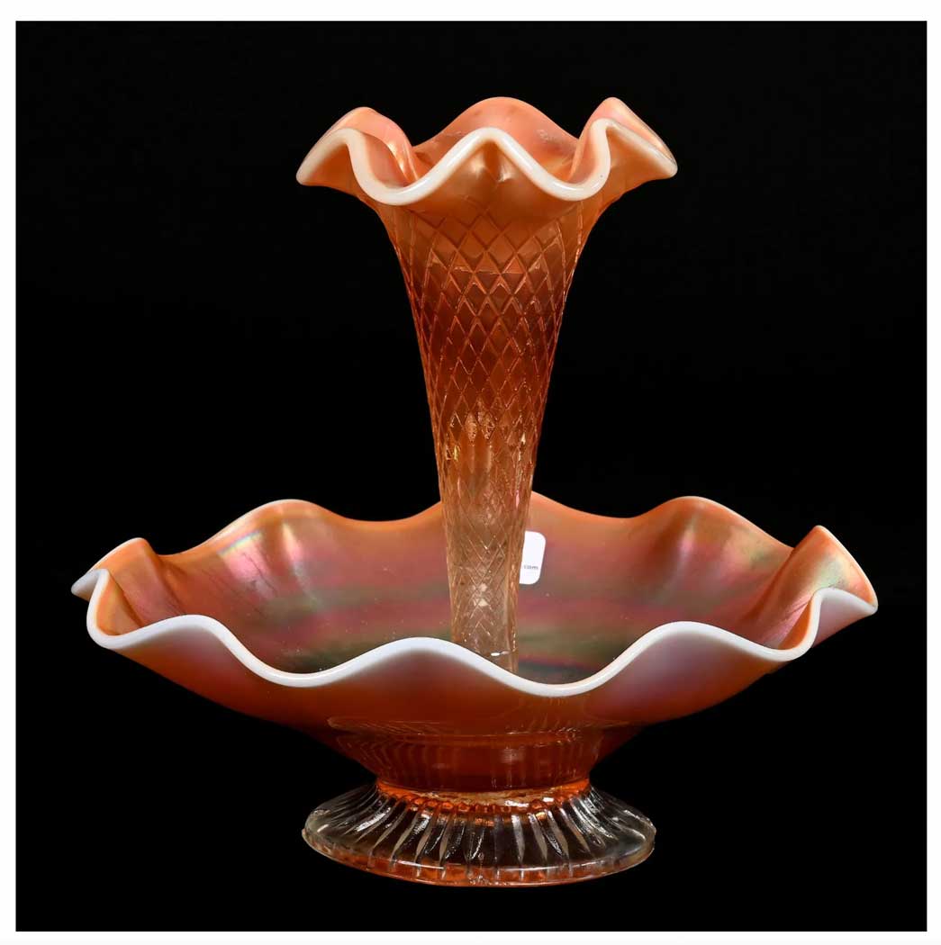epergne-carnival-glass_web.jpg