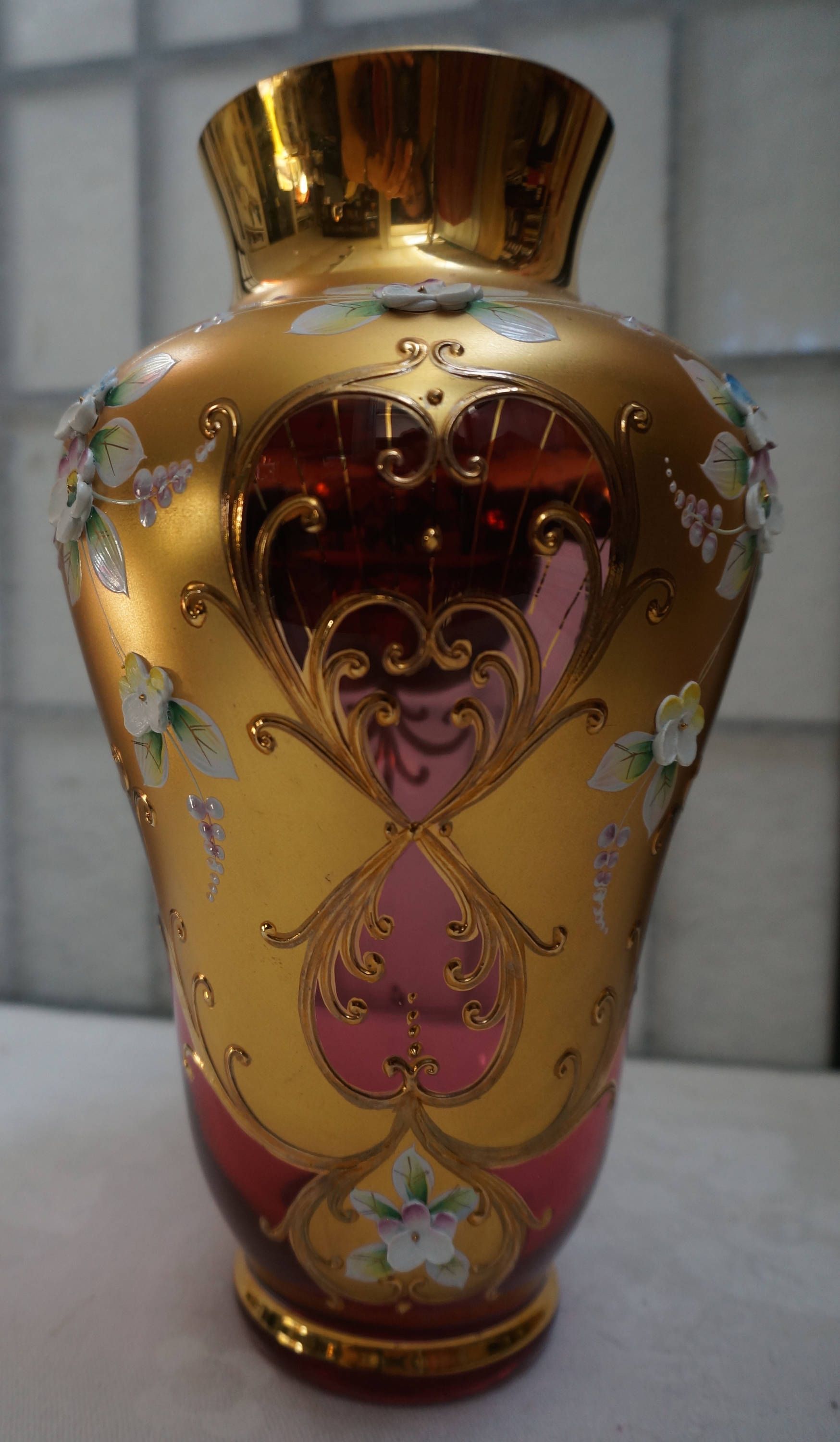 true-ruby-handpainted-vase.jpg